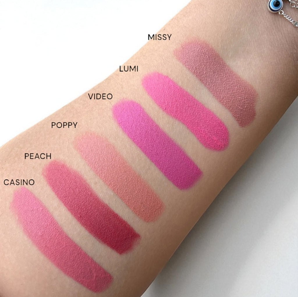 BEAUTY TREATS Matte Melt Matte Liquid Lipstick / 24pcs Box